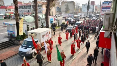 7 Ocak Kutlamaları Kurtuluş Yürüyüşü İle Başladı