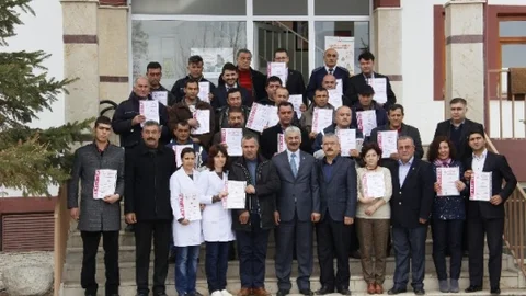 Iso Bayrağı Kemerhisar'da