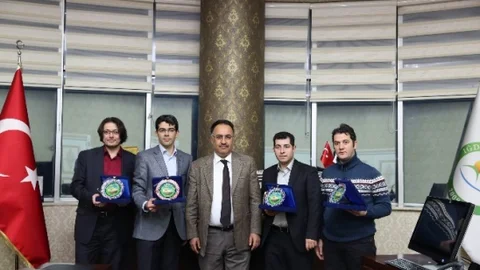 Öğretim Elemanları Rektör Yılmaz'ı Ziyaret Etti