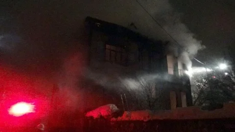 Bolu'da Tarihi Ev Alev Yandı