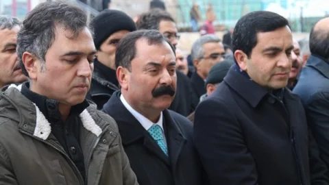 CHP Eski Belediye Başkan Adayı Deniz AKPınar'ın Babası Hayatını Kaybetti