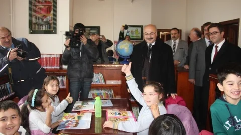 Tarihi Rıza Nur Kütüphanesi Yeni Yüzüyle Hizmete Girdi