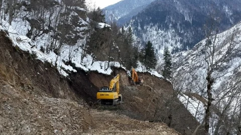 Gümüşhane'de Yeşil Yol Çalışmaları