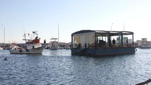 Sinop'ta Sahilde Hizmet Veren Dubalar Kaldırıldı