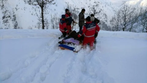 Ana-Kız 9 Saat Sonra Kurtarıldı