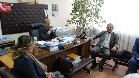 HDP'li Çelik Şeker Fabrikasını Ziyaret Etti