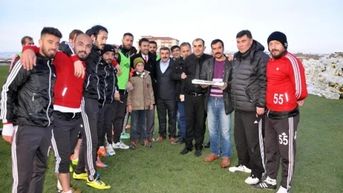 Sorgun Belediyespor'a Tatlı İkramı