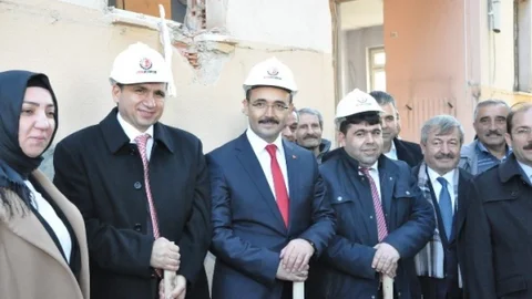 Uşak'ta Kent Park'ta İlk Yıkım Gerçekleşti