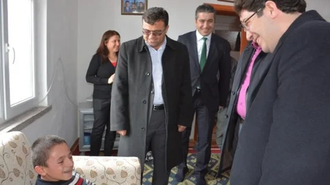 Cam Kemik Hastası Akülü Arabasına Kavuştu