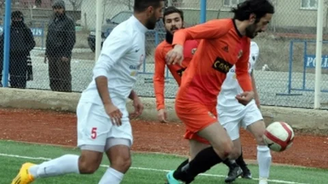Sorgun Belediyespor Zara Belediyespor'u 4 Golle Geçti