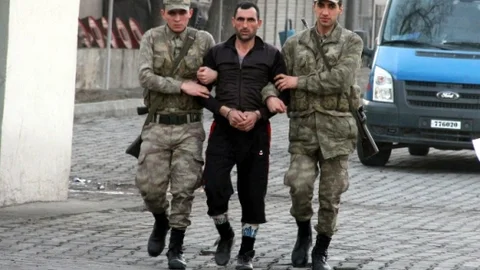 Cinayet Kaçağı Halı Saha Maçında Yakalandı