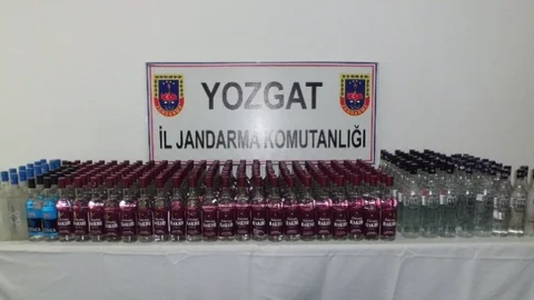 Yozgat Jandarma 324 Şişe Kaçak İçki Ele Geçirdi