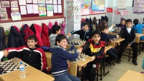 TOKİ İlkokulu'nda Satranç Turnuvası