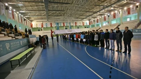 Rize'de Basketbol Gençler Grup Müsabakaları Sona Erdi