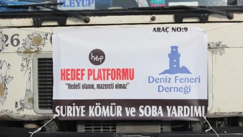 Suriye'ye 470 Ton Kömür Bin 500 Adet Soba Ve Borusu Gönderildi