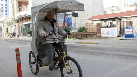75 Yaşındaki Bisiklet Sevdalısı