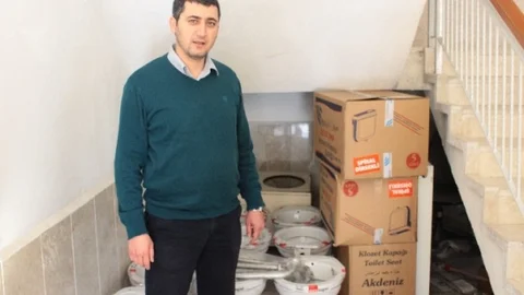 Geri Dönüşüm Kampanyası İle Engelli Tuvaleti Malzemeleri Alındı
