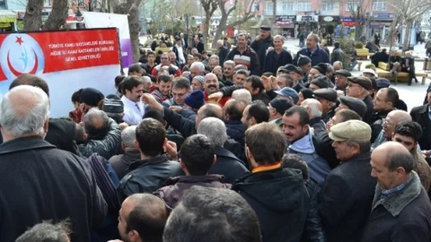 Niğde'de “Bende Fırçalıyorum” Kampanyası Kapsamında Diş Macunu Ve Fırçası Dağıtıldı