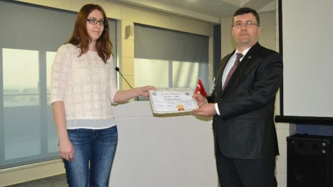 Çerkezköy OSB'de Düzenlenen Dış Ticaret Eğitiminin Sertifikaları Verildi