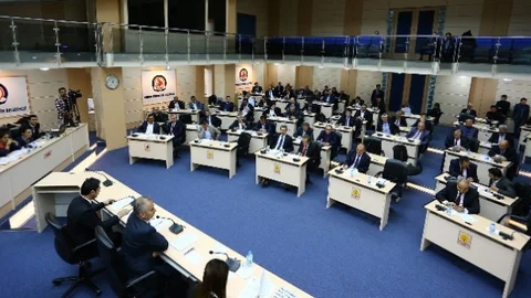 Büyükşehir Meclisi Denetim Komisyonunu Seçti