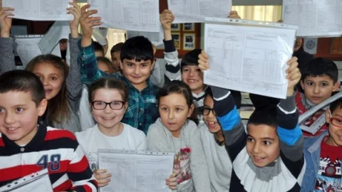 Tekirdağ'da 163 Bin 550 Öğrenci Karne Heyecanı Yaşadı