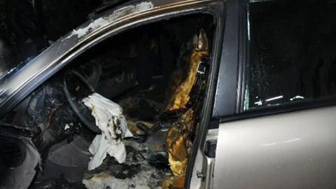 Kadirli Eski Belediye Başkanının Otomobili Kundaklandı