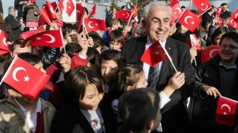 Edirne'de 57 Bin 76 Öğrenci Karne Aldı