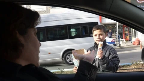 Karne Değil Ekmek Parası Peşinde