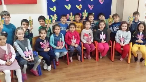 Şehzade Mehmet Anaokulu Öğrencileri İlk Karnelerini Aldılar