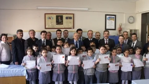 Salihlili Öğrenciler Karne Heyecanı Yaşadı