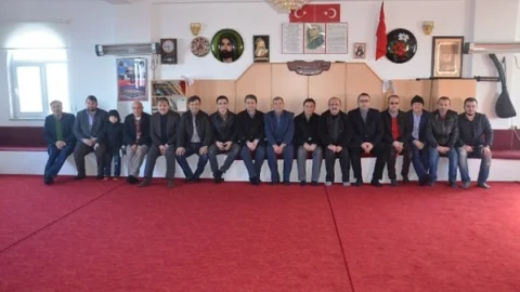 Seçim Çalışmalarını Cemevinden Başlattılar