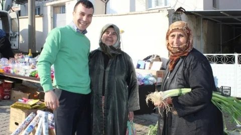 Balya' Da Başkan Kılıç Pazarcıları Ziyaret Etti