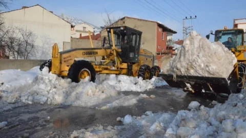 Bozüyük'te Kar Temizleme Çalışmaları