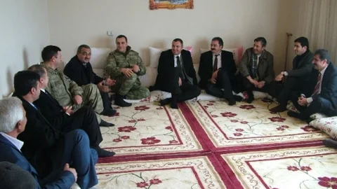 Kaymakam Sarı Ve Kurum Müdürlerinden Mahalle Ziyareti