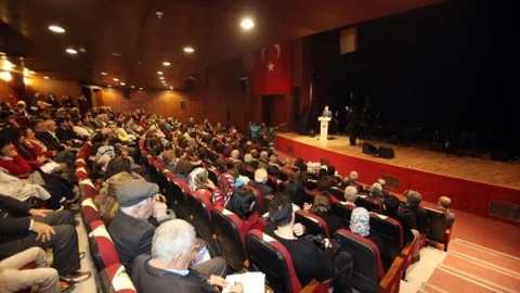 Nebil Özgentürk Gözyaşlarını Tutamadı