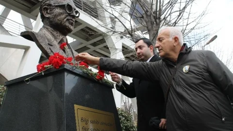 Kocaeli'li Gazeteciler Uğur Mumcu'yu Unutmadı