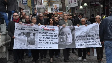 Uğur Mumcu Balıkesir'de Anıldı