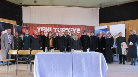 Hisarcık AK Parti Kadın Kollarının Yeni Başkanı Havva Özaydın