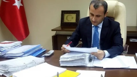 Seydişehir Kaymakamı Sonel'den 351 Burs