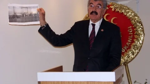 MHP'lilerden İgm Salonunda Düzenlenen Toplantıya Tepki