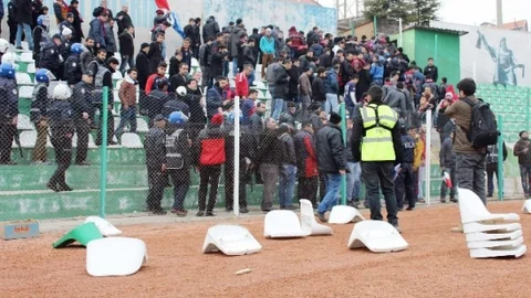 Kırşehirspor Kırıkkalespor Maçında Kavga