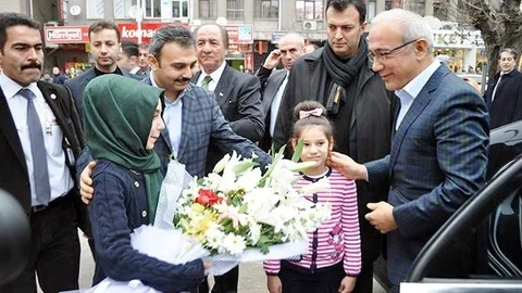 Bakan Elvan'dan Çorum Belediyesi'ne Ziyaret