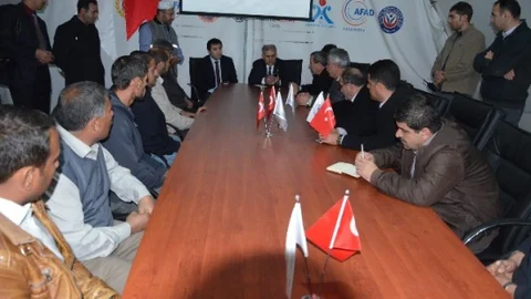 Ak Partili Akyürek'ten Viranşehir'deki Çadır Kente Ziyaret