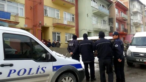 Kütahya'da 24 Yaşındaki Astsubay Beylik Tabancasıyla İntihar Etti