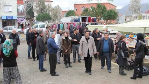 Başkan Genç Ilıca Pazaryerini Ziyaret Etti