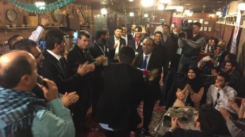 AK Parti'li İçten Gençlerle Bir Araya Geldi