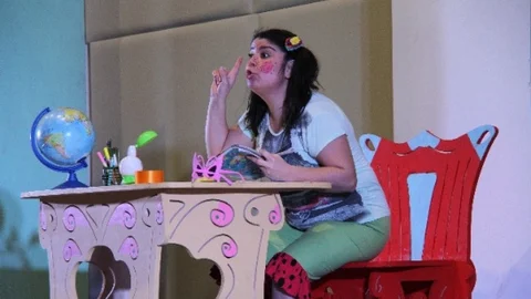 Kastamonu Belediyesinden Öğrencilere Tiyatro Hediyesi