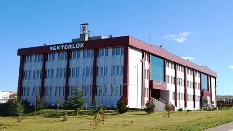 Kmü'den Beş Yeni Uluslararası Anlaşma