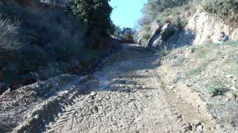 Çamlıbel Mahallesi'nde Arazi Yolundaki Köprü Onarıldı