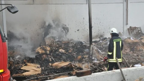 Balıkesir'de Fabrika Yangını